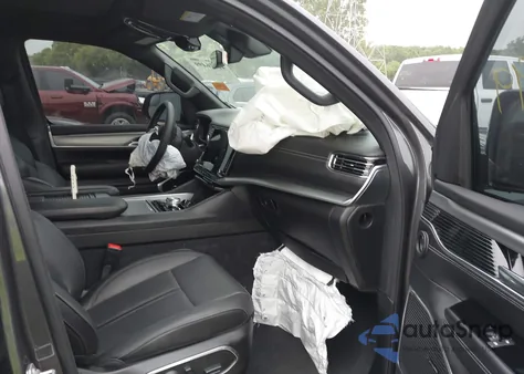 2023 Jeep Wagoneer Series Ii Carbide 4X4 from USA, damaged, VIN 1C4SJVBP7PS563722